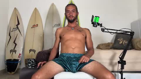 Mack  Makingmoans Twitter online show from 06-24-26, 05:17
