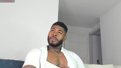 Makonnen online show from 06-11-26, 02:33