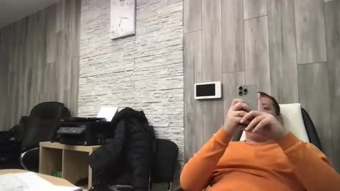 Snapshot of maks199402 chatting on 03-02-26, 10:33 maksoffice online show from 03-02-26, 10:33