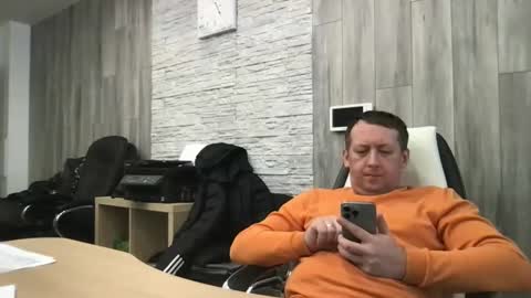 Snapshot of maks199402 chatting on 03-06-26, 07:16 maksoffice online show from 03-06-26, 07:16