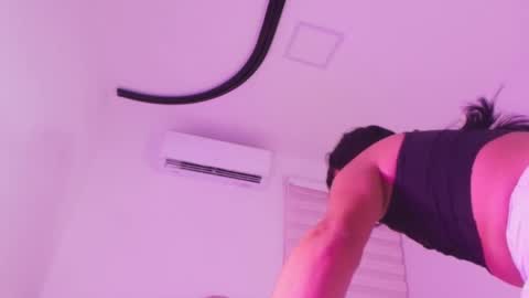 malaia thompson  online show from 06-09-26, 11:55