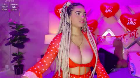 Snapshot of malaikabrown chatting on 02-14-26, 04:31 online show from 02-14-26, 04:31