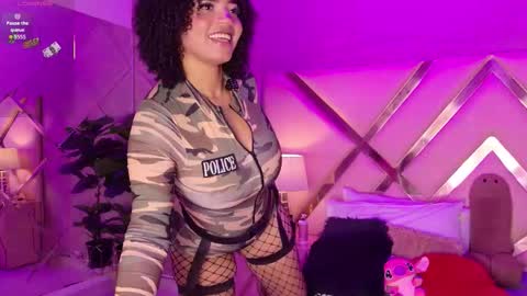 Snapshot of malaikabrown chatting on 03-14-26, 04:51 online show from 03-14-26, 04:51