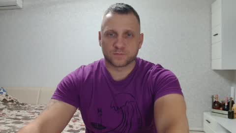Snapshot of malchyshka chatting on 12-10-24, 02:28 malchyshka online show from 12-10-24, 02:28