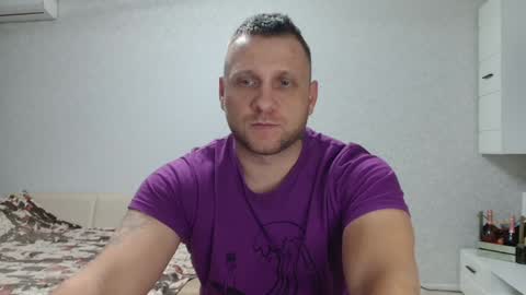 Snapshot of malchyshka chatting on 12-12-24, 03:48 malchyshka online show from 12-12-24, 03:48