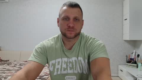 Snapshot of malchyshka chatting on 12-20-24, 10:05 malchyshka online show from 12-20-24, 10:05