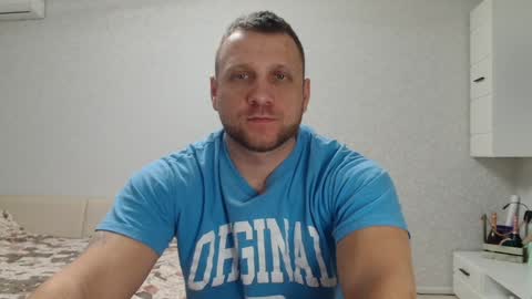Snapshot of malchyshka chatting on 12-21-24, 08:28 malchyshka online show from 12-21-24, 08:28