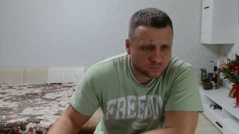 Snapshot of malchyshka chatting on 01-09-25, 03:23 malchyshka online show from 01-09-25, 03:23
