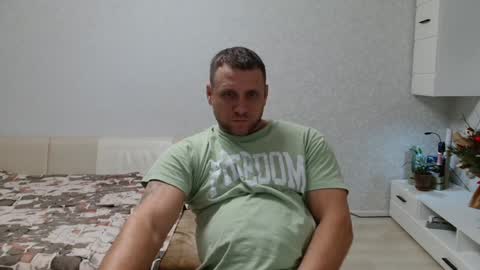 Snapshot of malchyshka chatting on 01-11-25, 01:32 malchyshka online show from 01-11-25, 01:32