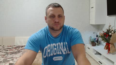 Snapshot of malchyshka chatting on 01-12-25, 08:57 malchyshka online show from 01-12-25, 08:57