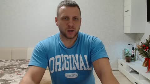 Snapshot of malchyshka chatting on 01-13-25, 03:15 malchyshka online show from 01-13-25, 03:15