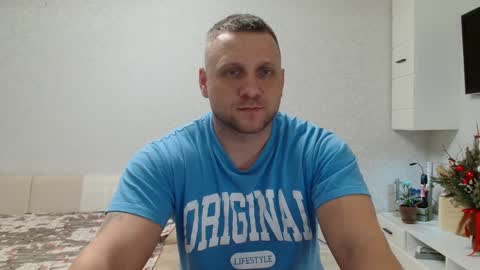 Snapshot of malchyshka chatting on 01-17-25, 09:06 malchyshka online show from 01-17-25, 09:06