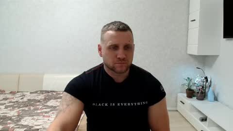 Snapshot of malchyshka chatting on 02-18-25, 10:05 malchyshka online show from 02-18-25, 10:05
