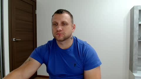 Snapshot of malchyshka chatting on 09-28-25, 09:14 malchyshka online show from 09-28-25, 09:14