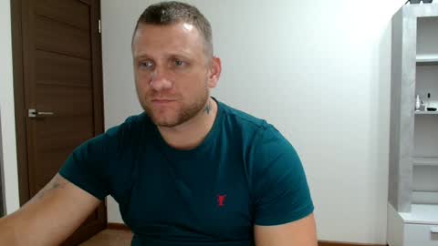 Snapshot of malchyshka chatting on 10-28-25, 08:22 malchyshka online show from 10-28-25, 08:22