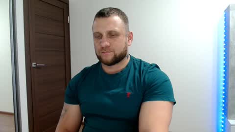 Snapshot of malchyshka chatting on 01-09-26, 06:31 malchyshka online show from 01-09-26, 06:31