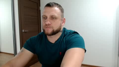Snapshot of malchyshka chatting on 01-10-26, 03:47 malchyshka online show from 01-10-26, 03:47