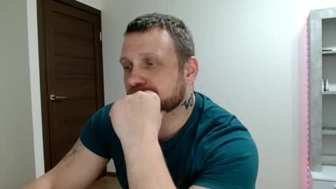 Snapshot of malchyshka chatting on 03-20-26, 10:25 malchyshka online show from 03-20-26, 10:25