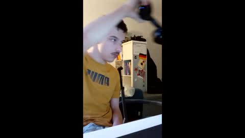 male20y online show from 06-06-26, 06:56