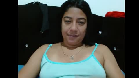 Snapshot of maleiwaa chatting on 05-09-26, 02:28 maleiwaa online show from 05-09-26, 02:28