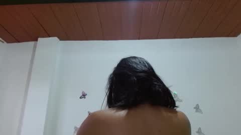 Snapshot of maleiwaa chatting on 06-01-26, 11:23 maleiwaa online show from 06-01-26, 11:23