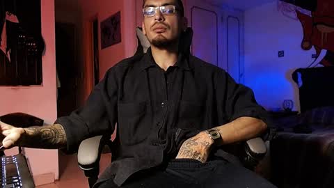 Snapshot of malek_xarx chatting on 03-08-26, 10:02 malek_xarx online show from 03-08-26, 10:02