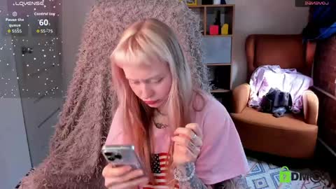 Malena online show from 04-12-26, 10:31