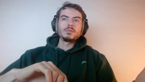 Snapshot of malenpc chatting on 11-04-25, 06:40 malenpc online show from 11-04-25, 06:40