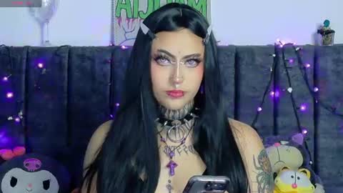 maliciaxpoison online show from 06-26-26, 05:23