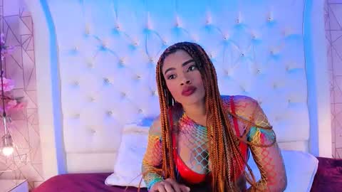 Malika soleil  online show from 03-18-26, 05:21