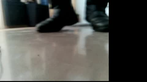 Snapshot of malikbr23 chatting on 04-21-26, 03:39 Malike online show from 04-21-26, 03:39