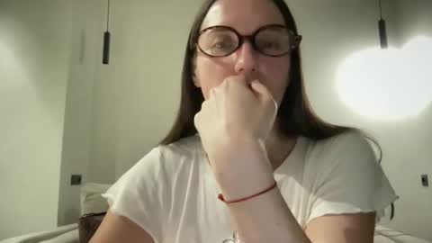 Snapshot of malina568708 chatting on 03-11-26, 05:52 malina568708 online show from 03-11-26, 05:52