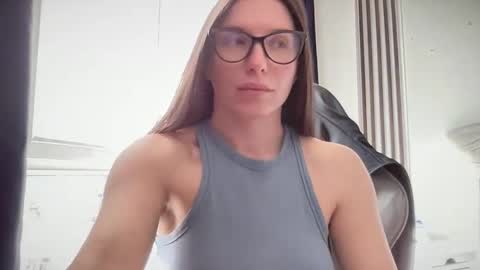 Snapshot of malina568708 chatting on 04-08-26, 10:59 malina568708 online show from 04-08-26, 10:59