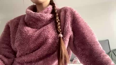 malinka_sweet19 online show from 10-19-25, 07:20