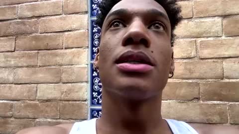 Snapshot of malkongarcia chatting on 01-21-25, 07:39 malkongarcia online show from 01-21-25, 07:39