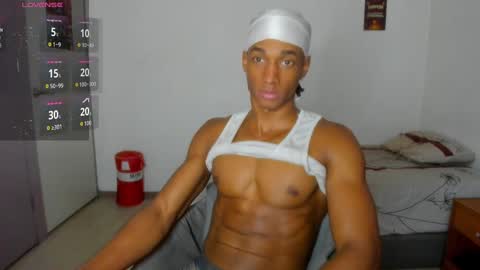 Snapshot of malkongarcia chatting on 09-26-25, 09:30 malkongarcia online show from 09-26-25, 09:30