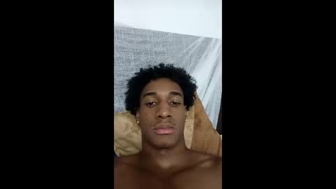 Snapshot of malkongarcia chatting on 12-18-25, 04:46 malkongarcia online show from 12-18-25, 04:46