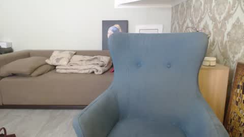 Snapshot of mallinia chatting on 07-27-26, 01:18 mallinia online show from 07-27-26, 01:18