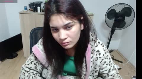 Snapshot of mallorymyers chatting on 10-26-25, 06:58 mallorymyers online show from 10-26-25, 06:58