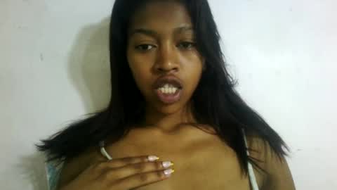 Malluna online show from 06-23-26, 11:58