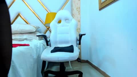 MalorySweet  online show from 02-03-25, 11:53