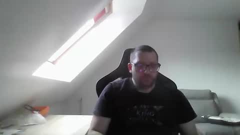 Snapshot of malou2927 chatting on 12-08-24, 03:45 breton online show from 12-08-24, 03:45