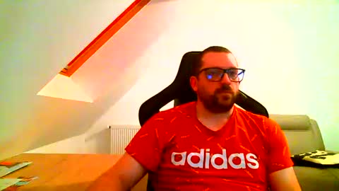 Snapshot of malou2927 chatting on 01-28-25, 09:19 breton online show from 01-28-25, 09:19