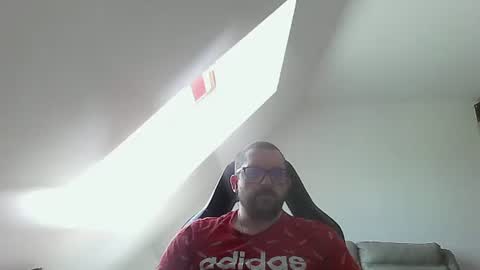 breton online show from 05-17-26, 11:28