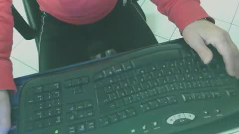 Snapshot of maly246 chatting on 02-05-26, 09:03 maly246 online show from 02-05-26, 09:03