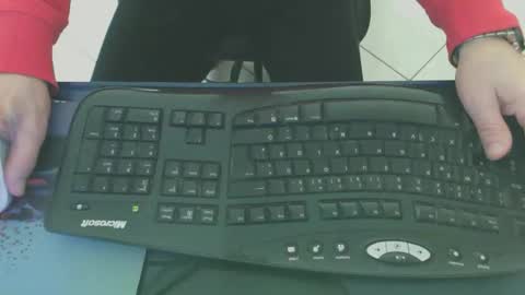 Snapshot of maly246 chatting on 02-21-26, 09:54 maly246 online show from 02-21-26, 09:54