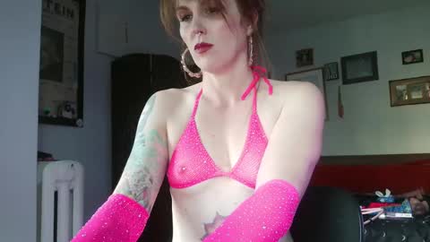 mamafoxxx911 online show from 10-03-25, 09:45