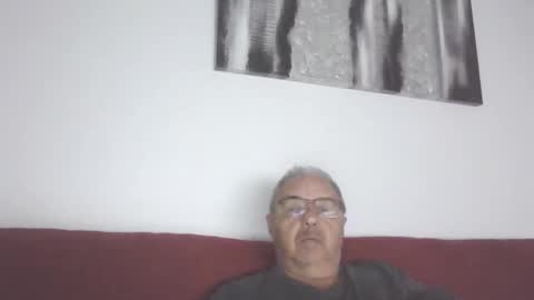 Snapshot of mambow99 chatting on 01-03-25, 08:32 OLDMANFREE online show from 01-03-25, 08:32