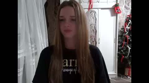 Mamie Trish online show from 12-04-24, 09:35