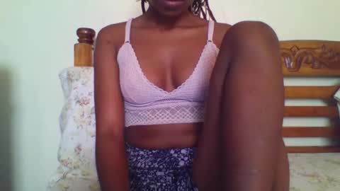 Snapshot of mammaplay chatting on 09-18-25, 06:15 mammaplay online show from 09-18-25, 06:15